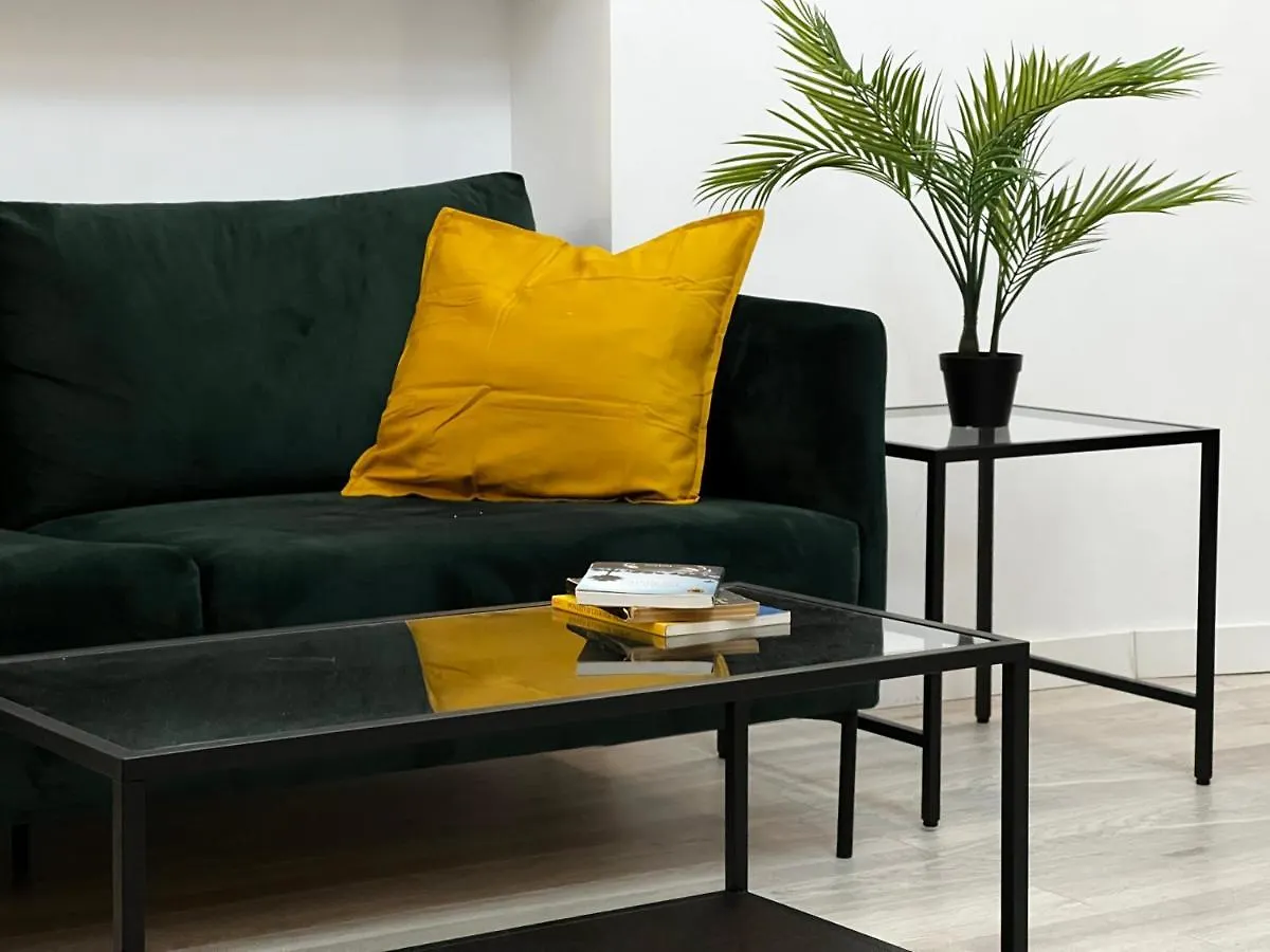 דירה Four Bedroom Apartment, Old Town בוקרשט רומניה