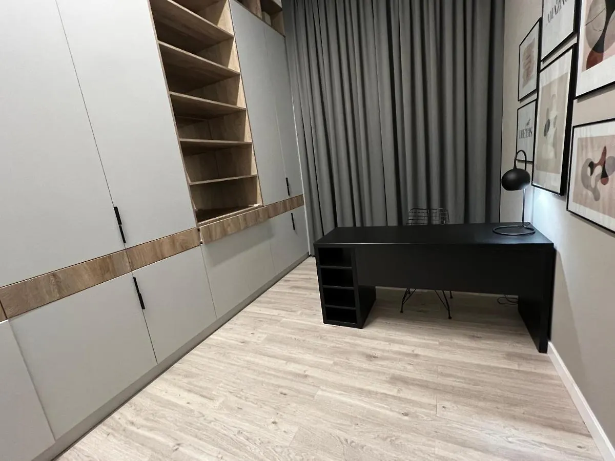 Four Bedroom Apartment, Old Town בוקרשט 0*,