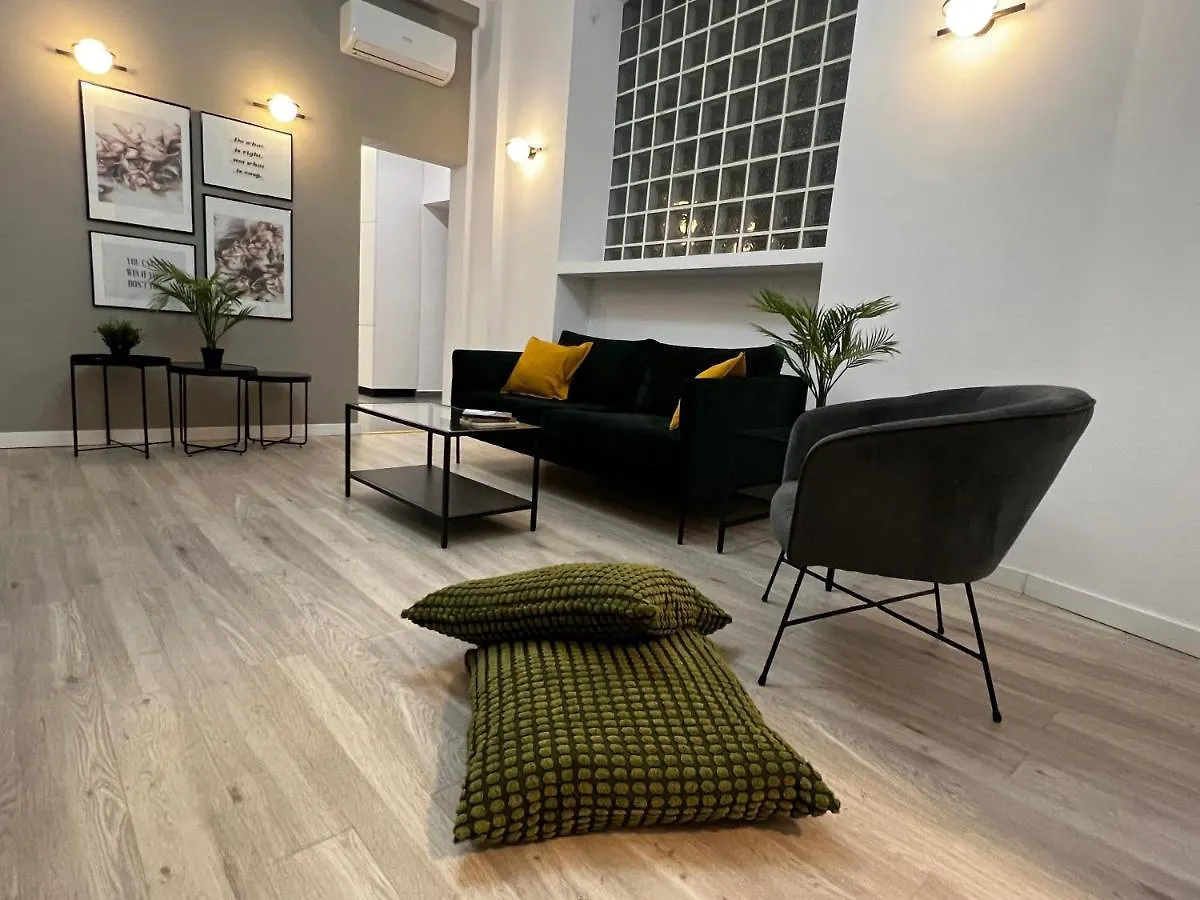Four Bedroom Apartment, Old Town בוקרשט