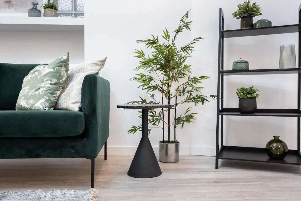Apartamento Four Bedroom Apartment, Old Town Bucarest